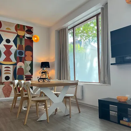 Au Cheval Blanc - Appartement Familial 6P Parking Prive Gratuit- 15 Min Centre Ville Διαμέρισμα Κολμάρ