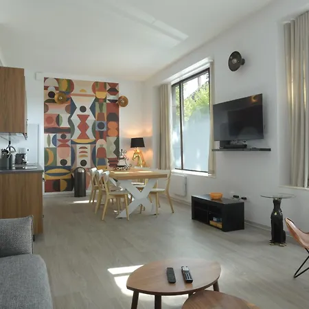 Au Cheval Blanc - Appartement Familial 6P Parking Prive Gratuit- 15 Min Centre Ville * Κολμάρ